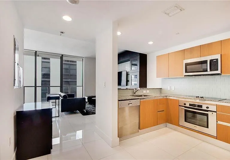 1050 Brickell Ave #3222 — Photo 1