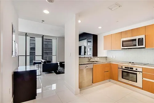 1050 Brickell Ave #3222 Photo 1