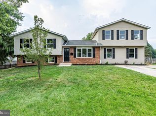 4004 Doefield Dr, Manchester, MD 21102