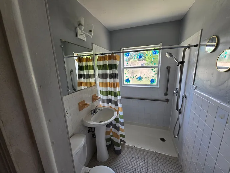 1282 Whitewood Dr — Photo 7
