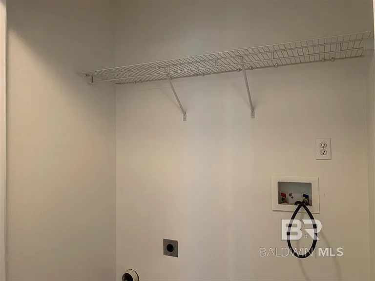 16215 Mansion St — Photo 28
