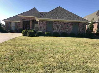 405 Greenfield Ridge Cir, Brandon, MS 39042