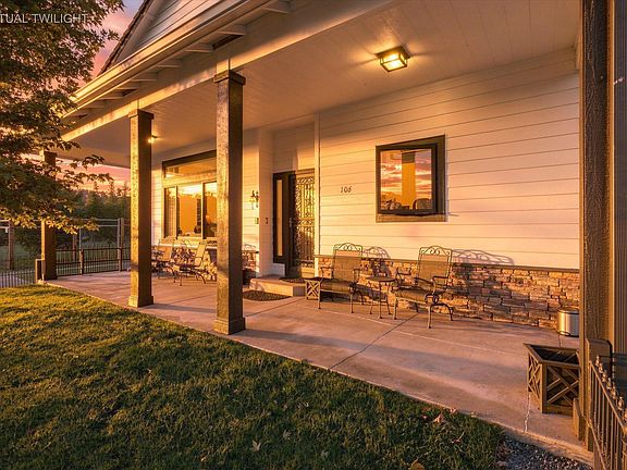 2nd image of 106 Cabernet Cir