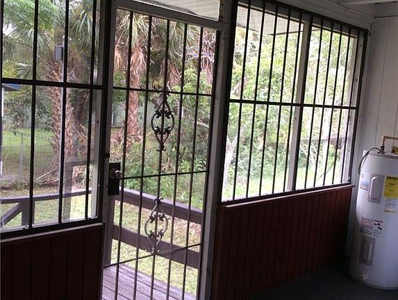 5th image of 3034 Lincoln Blvd