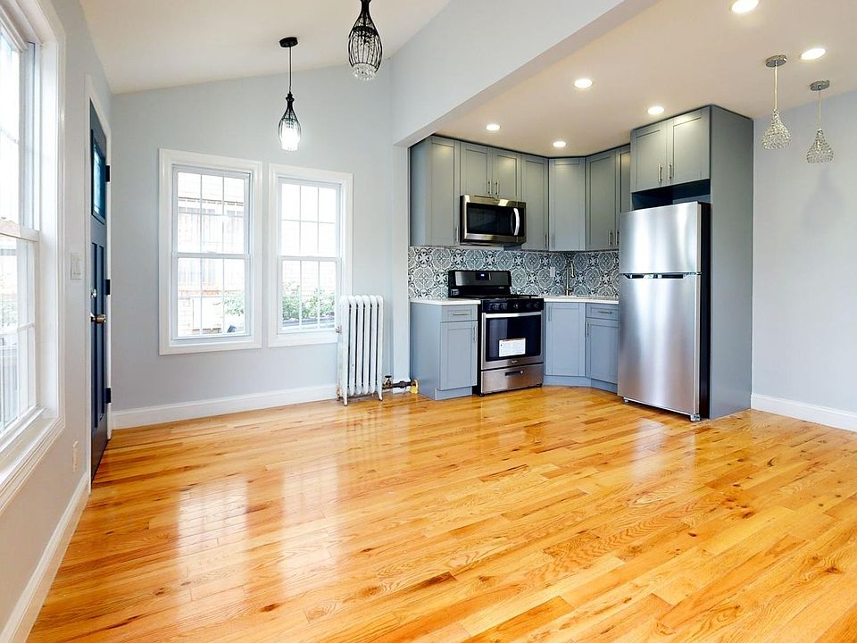 2nd image of 90-15 187th St #1