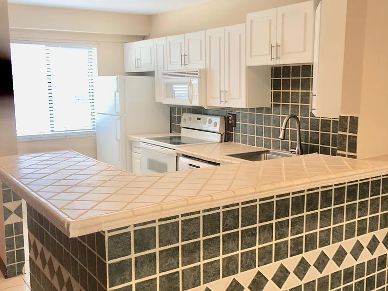 139 Sparrow Dr #1A — Photo 7
