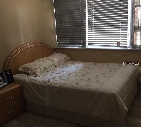 5th image of 1424 Ambassador Ave