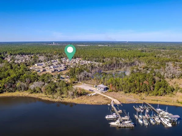 216 Beaver Trail Dr, Freeport, FL 32439