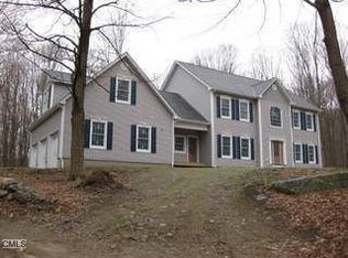 1 Rocky Hill Rd, New Fairfield, CT 06812