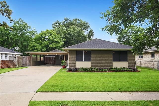 1st image of 2409 Hyman Pl