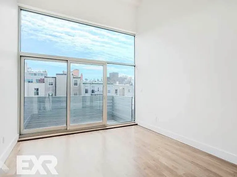 188 Freeman St #2R — Photo 13