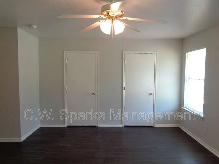 13651 Biggs St — Photo 21