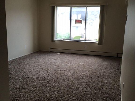 2nd image of 45846 Cass Ave APT 3