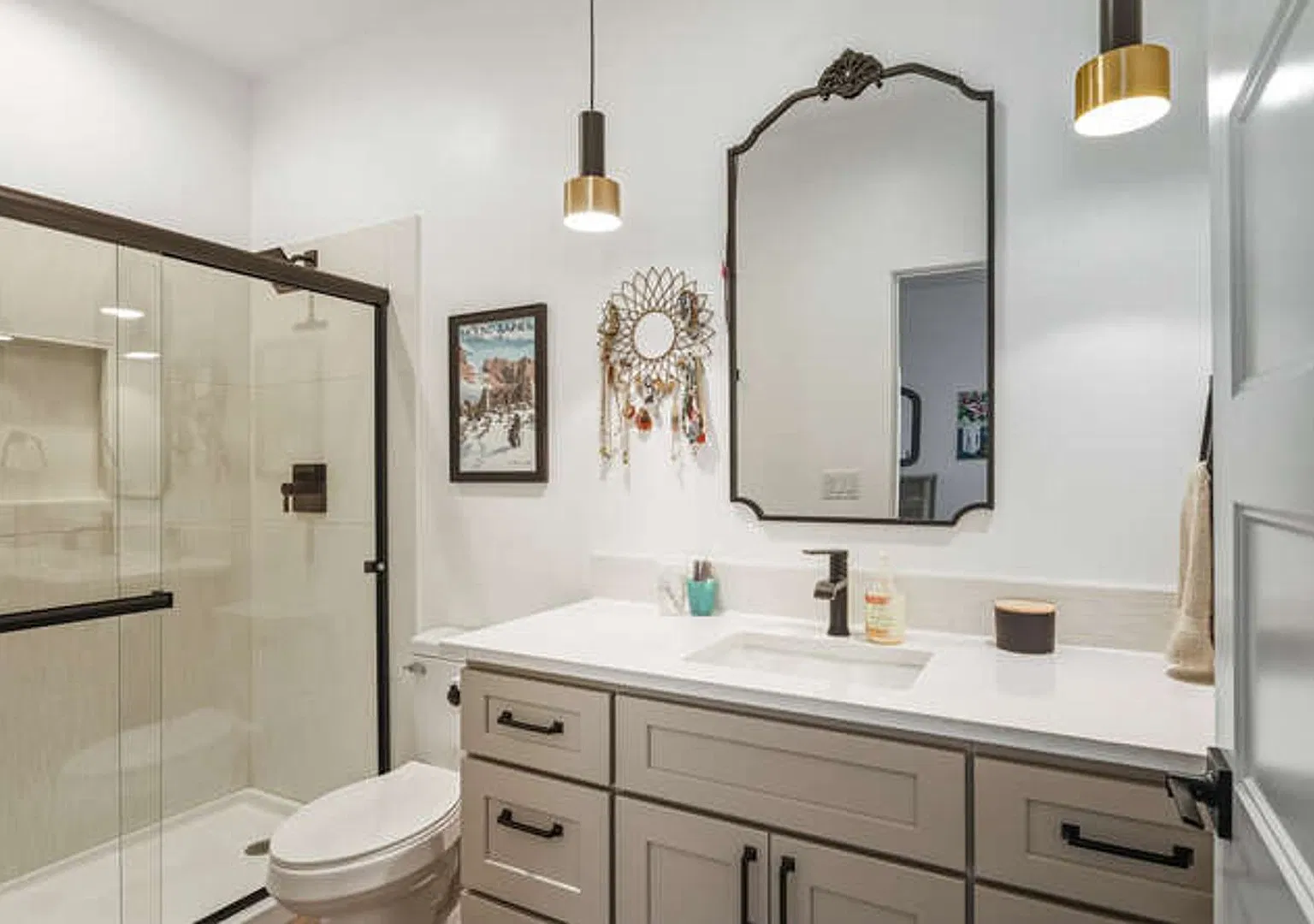 New Construction- High End 2 bed 2 bath (Pet friendly)- Move In April 1st, 2026 — Photo 3