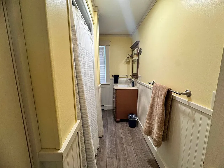 44 Stowell Rd — Photo 14