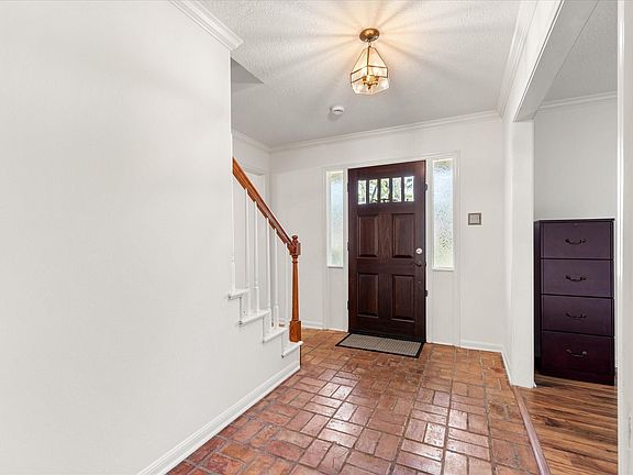 5th image of 5223 Ashmere Ln