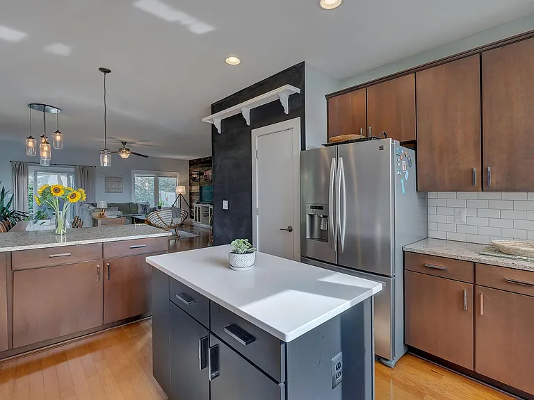 121 Penick Ct — Photo 17