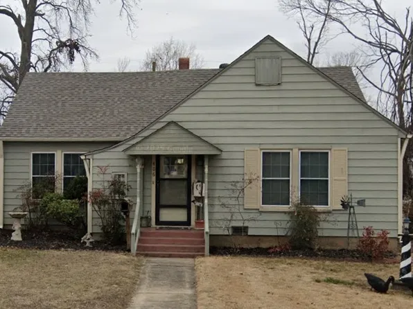 406 N 3rd St, Rogers, AR 72756