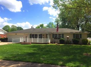 1136 W Westview St, Springfield, MO 65807