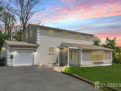 17 Thomas Rd, East Brunswick, NJ, 08816