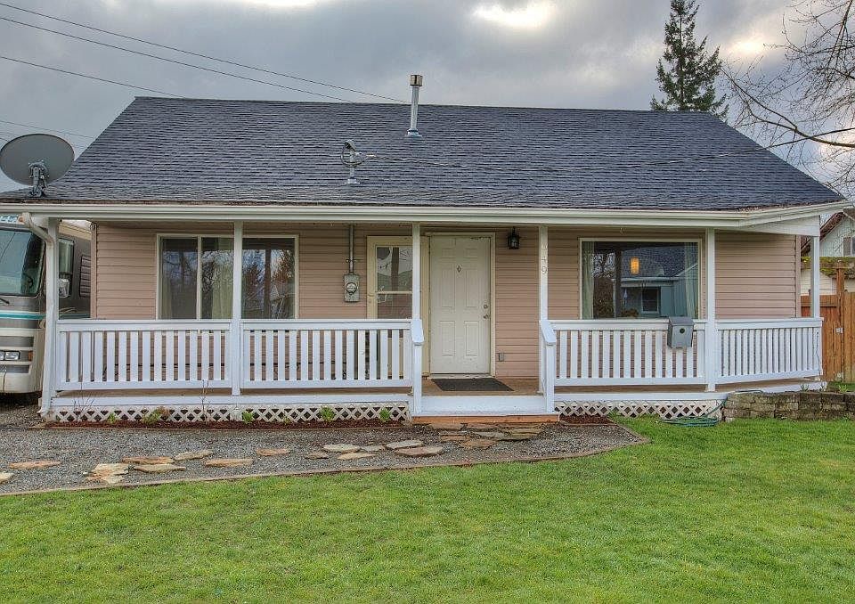 1st image of 649 Myrtine St