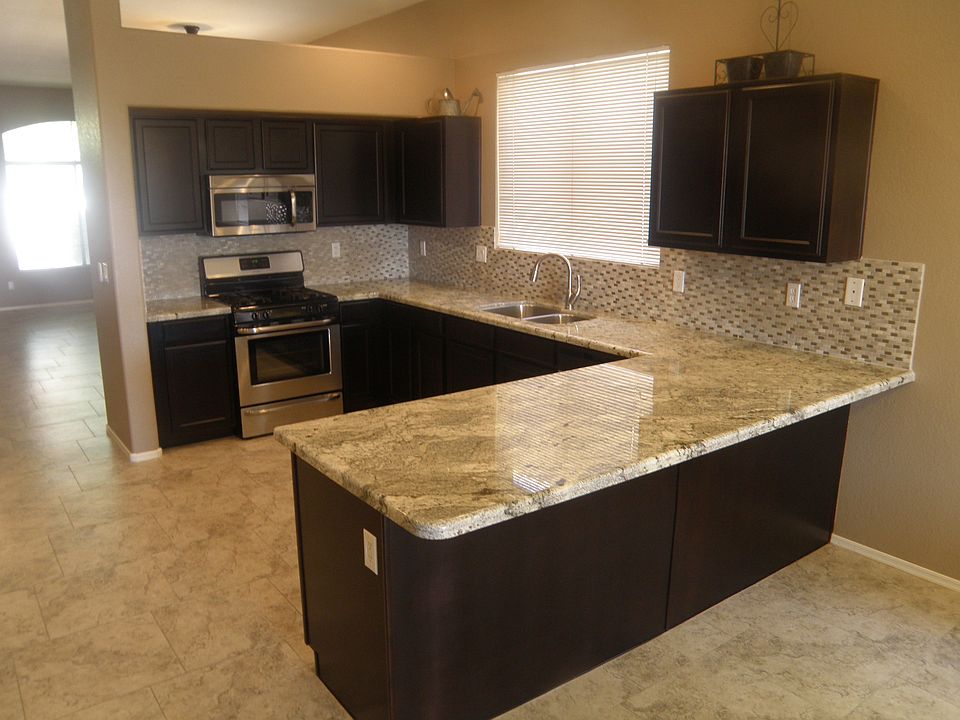 1st image of 11832 N 111th Way