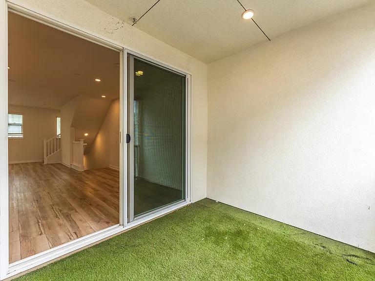 11011 Skyglow Dr — Photo 11
