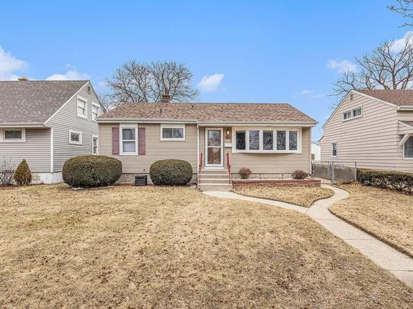1725 171st Pl, Hammond, IN 46324