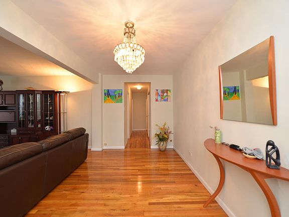 4th image of 2800 Coyle St APT 509