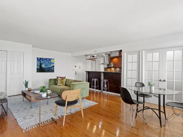 100 Manhattan Ave APT 2307, Union City, NJ 07087