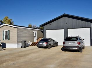 222 Bass Ave, Pierre, SD 57501