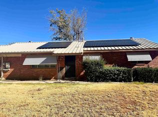 208 S Bookout Rd, Tularosa, NM 88352