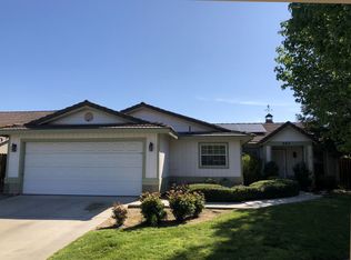 865 Harvard Ave, Madera, CA 93637