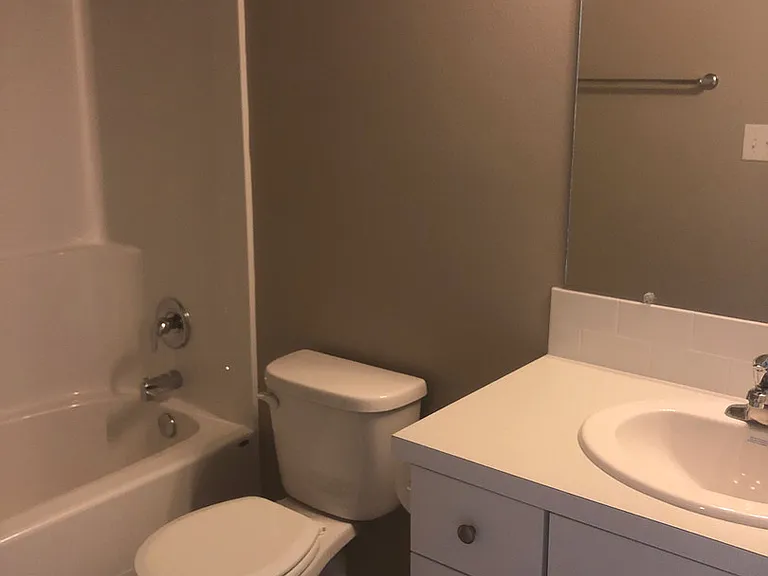 569 S Lakeland Dr — Photo 17