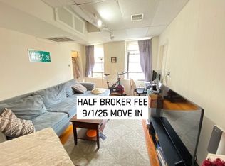 15 Charter St APT 4, Boston, MA 02113