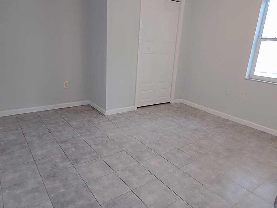 1st image of 621 NW 5th Ave APT 3