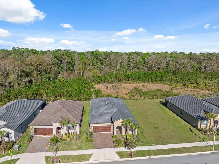 16787 Shell Bay Dr — Photo 31