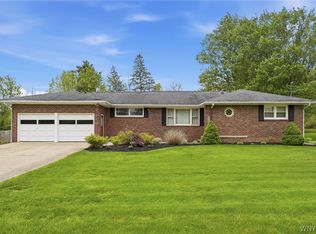 5676 Homestead Rd, Hamburg, NY 14075