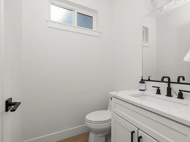 9917 E Sharp Ln — Photo 11