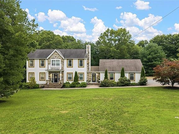 4th image of 51 Bouchard Ln