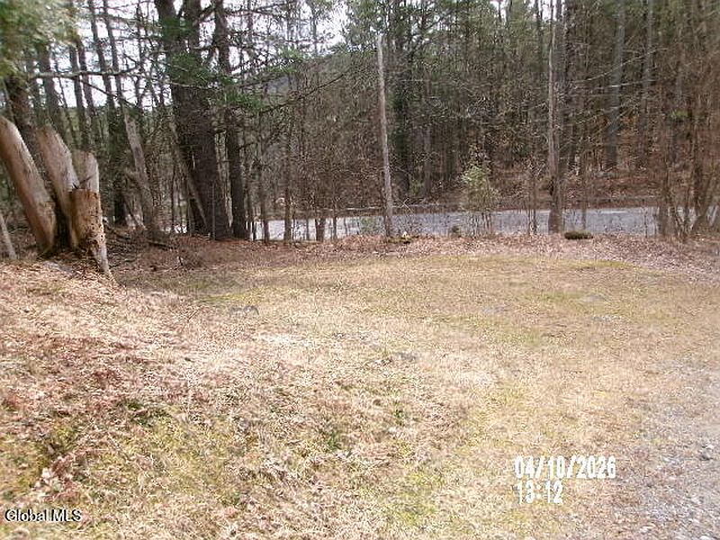 5th image of 364 Olmstedville Road