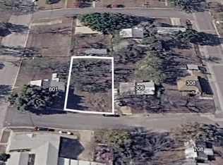 801 West Ave #B-2, Lampasas, TX 76550