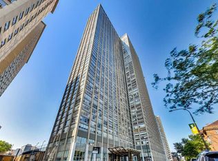 655 W Irving Park Rd APT 812, Chicago, IL 60613