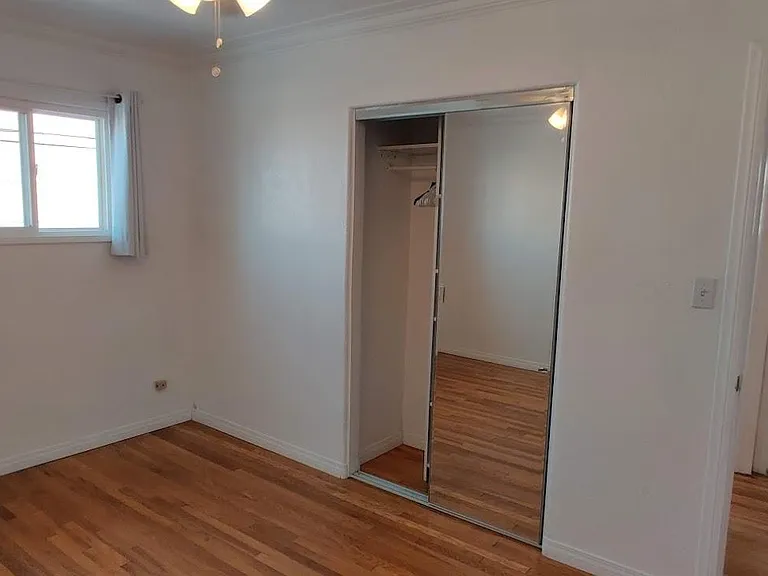 6220 Stanley Ave — Photo 5