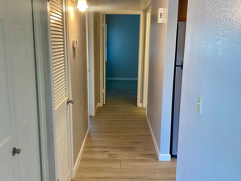 1402 E Guadalupe Rd #225 — Photo 6