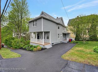 819 Poplar St, Dunmore, PA