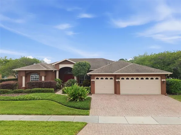 915 Vista Verde Ln, Ruskin, FL 33573