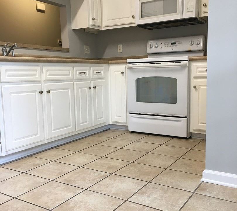 1st image of 1205B Buckhead Ct