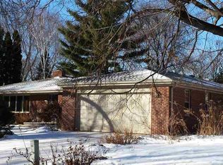 2602 Beaumont St, Green Bay, WI 54301