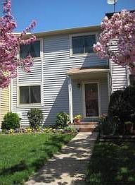 1st image of 522 Greenblades Ct